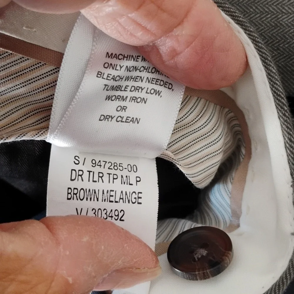 Banana Republic size 32/34 Lt Brown Mens Slacks